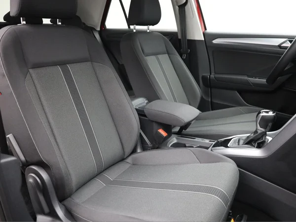 VOLKSWAGEN T-Roc (2025) — foto 14 van 19