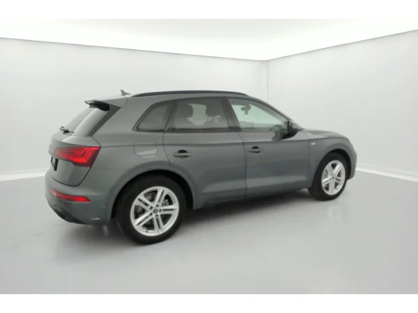 AUDI Q5 (2022) — foto 4 van 36
