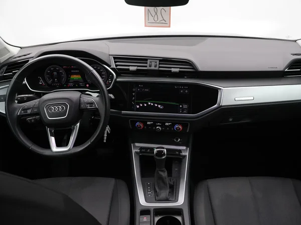 Audi Q3 (2023) — foto 4 van 26