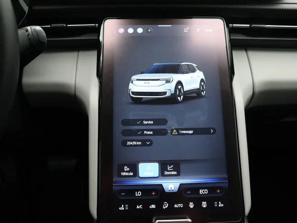 Ford Explorer (2024) — foto 4 van 25