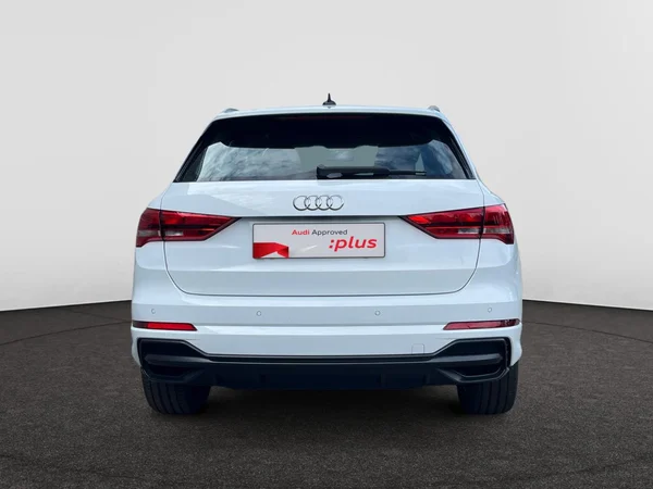 AUDI Q3 (2021) — foto 18 van 23