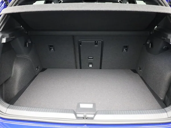 VOLKSWAGEN Golf VIII R (2026) — foto 16 van 27