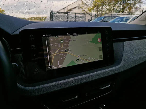 SKODA Kamiq (2024) — foto 11 van 27