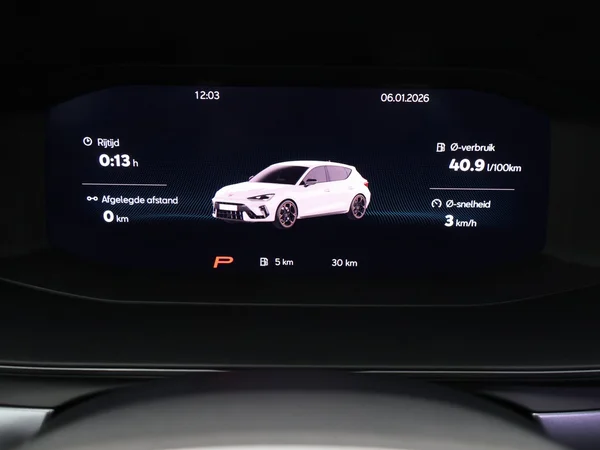 CUPRA Leon (2025) — foto 13 van 23