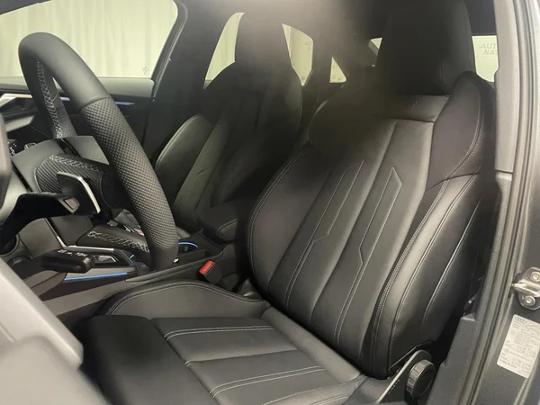 AUDI A3 Sedan (2025) — foto 6 van 15