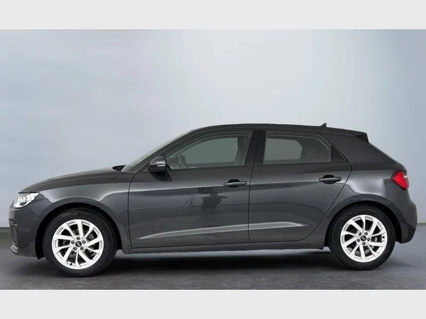 Audi A1 Sportback (2023) — foto 19 van 24
