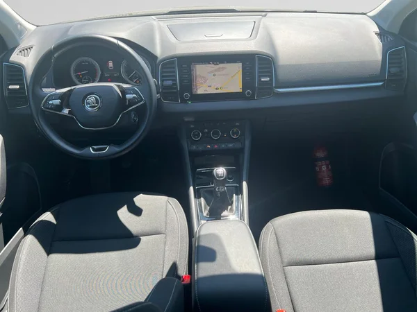 SKODA Karoq (2022) — foto 15 van 18