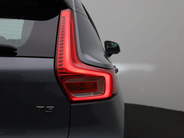 Volvo XC40 (2021) — foto 30 van 41