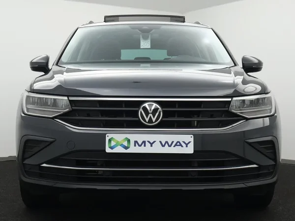 Volkswagen Tiguan (2021) — foto 25 van 29