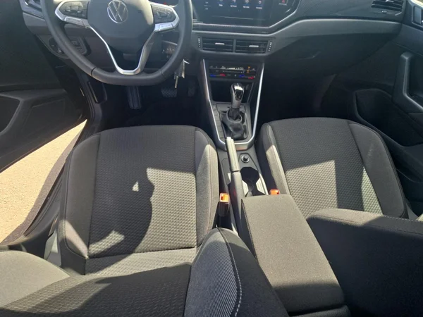VOLKSWAGEN Polo (2026) — foto 3 van 24