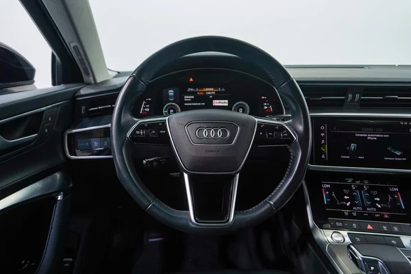 Audi A6 PHEV (2021) — foto 9 van 51