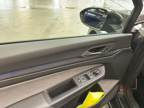 VOLKSWAGEN Golf VIII (2023) — foto 6 van 21