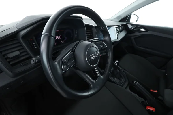 Audi A1 (2019) — foto 2 van 16