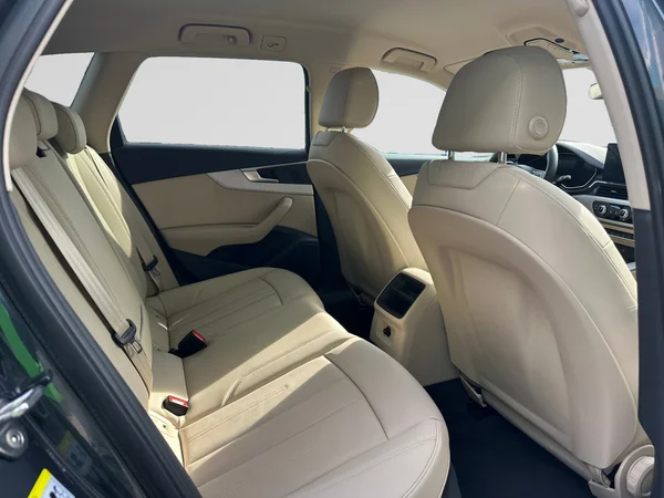 AUDI A4 Avant (2024) — foto 17 van 19
