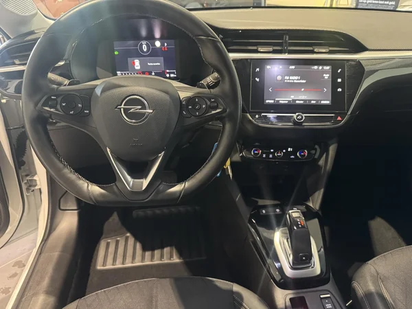 Opel Corsa (2021) — foto 7 van 26