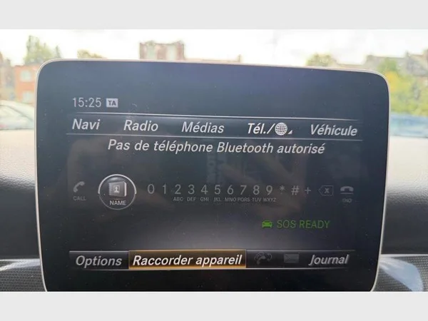 Mercedes-Benz CLA 180 (2019) — foto 8 van 25