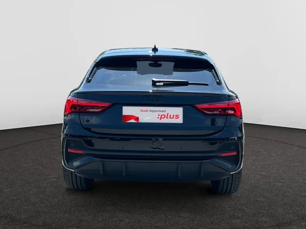 AUDI Q3 Sportback (2023) — foto 19 van 24