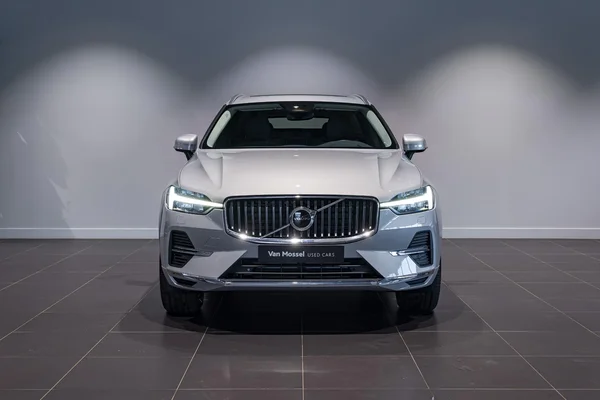 Volvo XC60 (2022) — foto 12 van 42