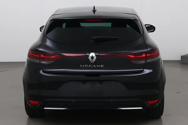 Renault Megane Berline Phase II (2021) — foto 23 van 28