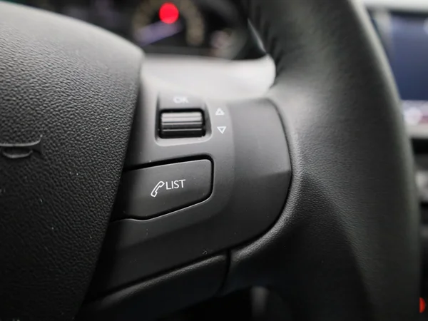 Peugeot 208 (2019) — foto 7 van 36