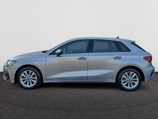 AUDI A3 Sportback (2021) — foto 12 van 19
