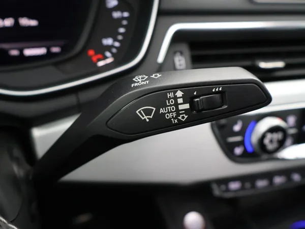 Audi S5 (2018) — foto 16 van 29