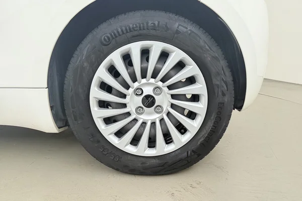 Fiat E-500 (2023) — foto 12 van 15