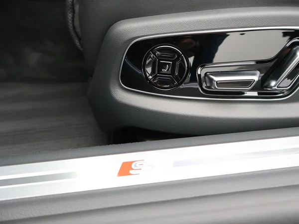 AUDI A8 PHEV (2025) — foto 20 van 27