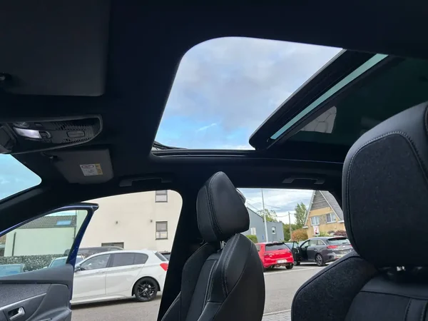 Peugeot 3008 (2018) — foto 22 van 22