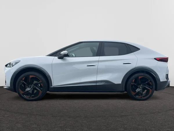 CUPRA Tavascan (2024) — foto 12 van 20