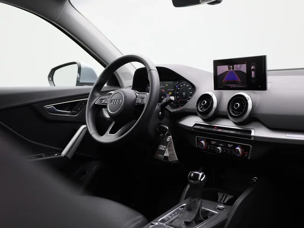 Audi Q2 (2023) — foto 28 van 41