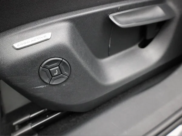 VOLKSWAGEN Tayron (2025) — foto 9 van 25