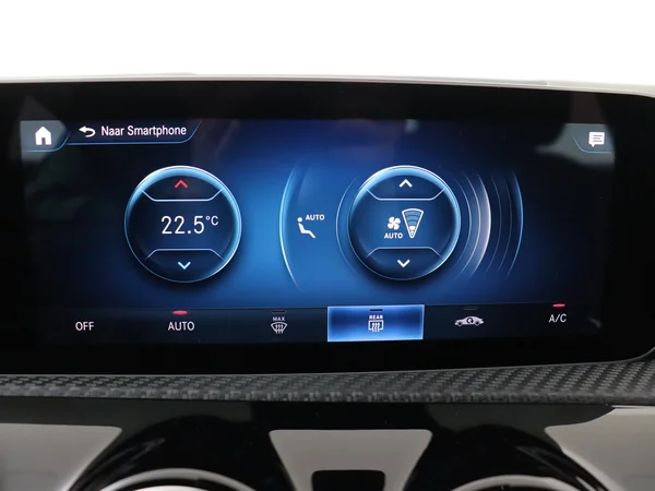 MERCEDES A 180 (2020) — foto 17 van 26