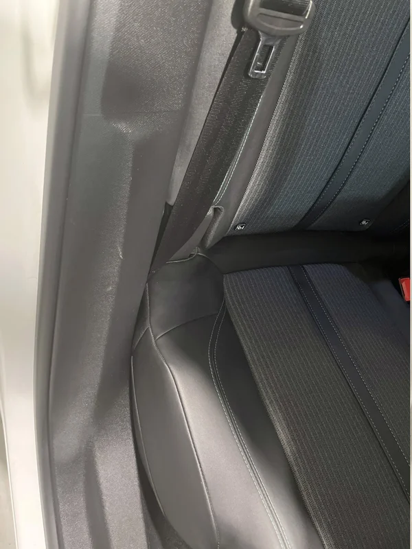 Peugeot 3008 PHEV (2023) — foto 46 van 54