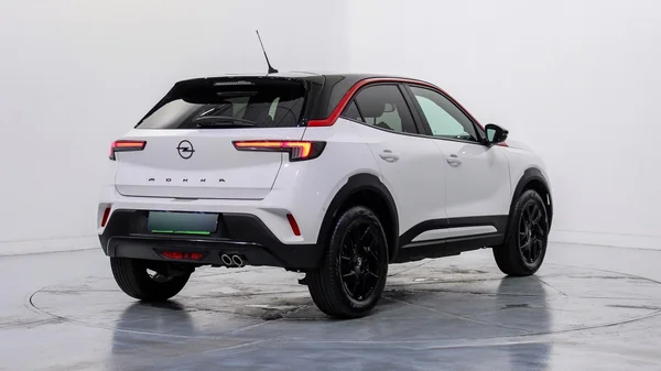Opel Mokka (2022) — foto 42 van 46
