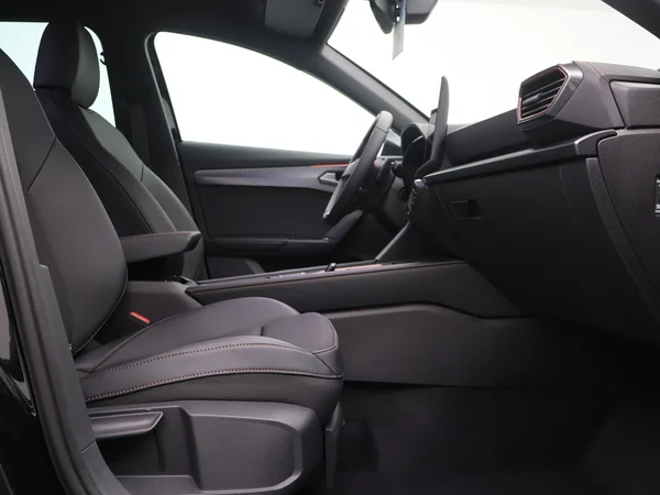CUPRA Formentor e-Hybrid (PHEV) (2025) — foto 23 van 23
