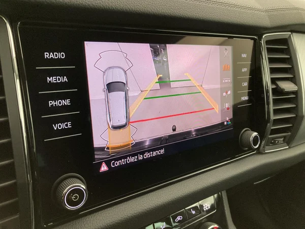 SKODA Kodiaq (2022) — foto 3 van 36