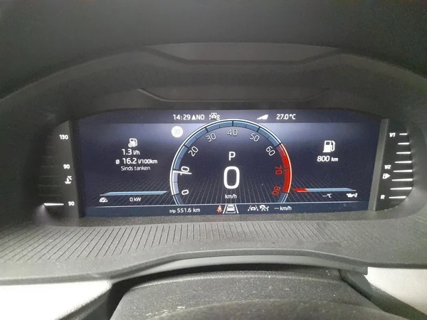 SKODA Kamiq (2025) — foto 6 van 23