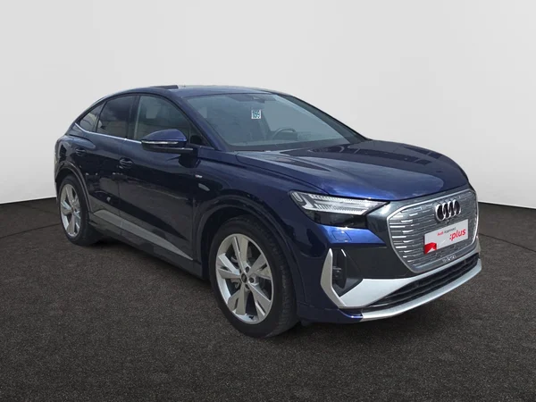 AUDI Q4 Sportback e-tron (2025) — foto 4 van 24