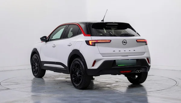 Opel Mokka (2022) — foto 23 van 46