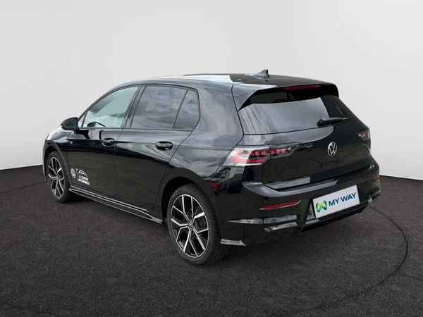 VOLKSWAGEN Golf VIII (2026) — foto 11 van 17