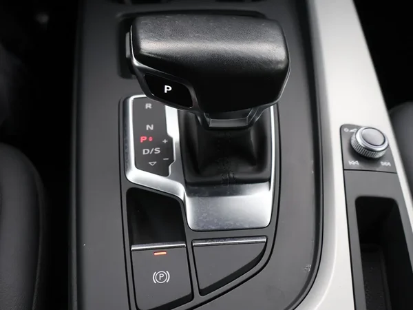 Audi A4 (2022) — foto 24 van 31