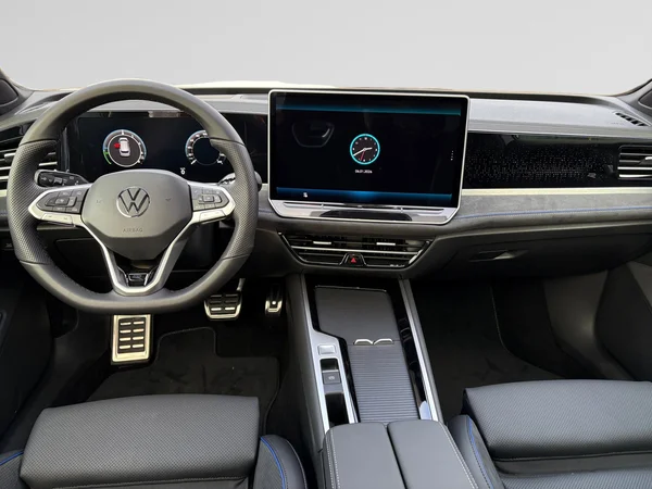 VOLKSWAGEN Passat Variant eHybrid (PHEV) (2026) — foto 10 van 24