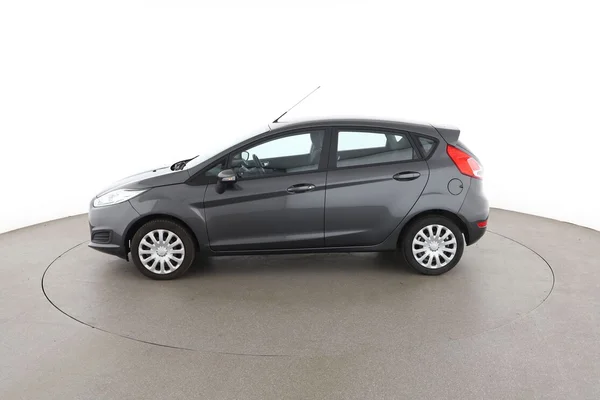 Ford Fiesta (2016) — foto 9 van 16