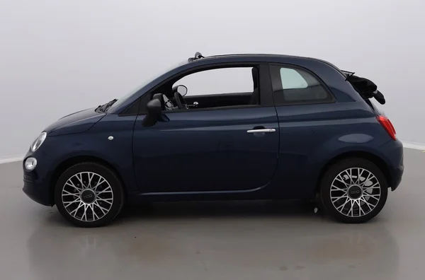 Fiat 500c (2024) — foto 22 van 28