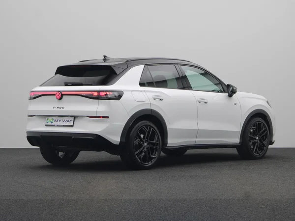 VOLKSWAGEN T-Roc (2025) — foto 12 van 22