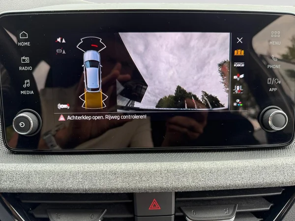 SKODA Kamiq (2025) — foto 7 van 20