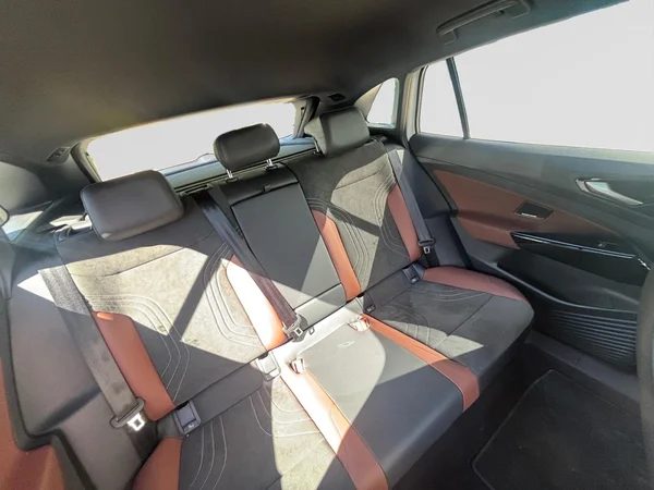 VOLKSWAGEN ID.4 (2025) — foto 19 van 29