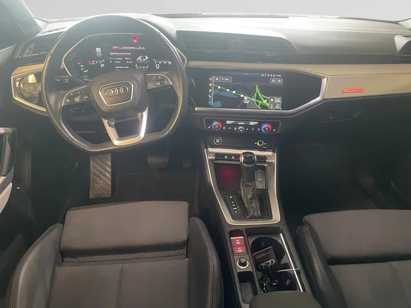 AUDI Q3 (2024) — foto 3 van 21