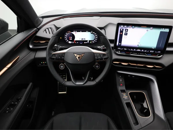 CUPRA Terramar e-Hybrid (PHEV) (2025) — foto 5 van 23
